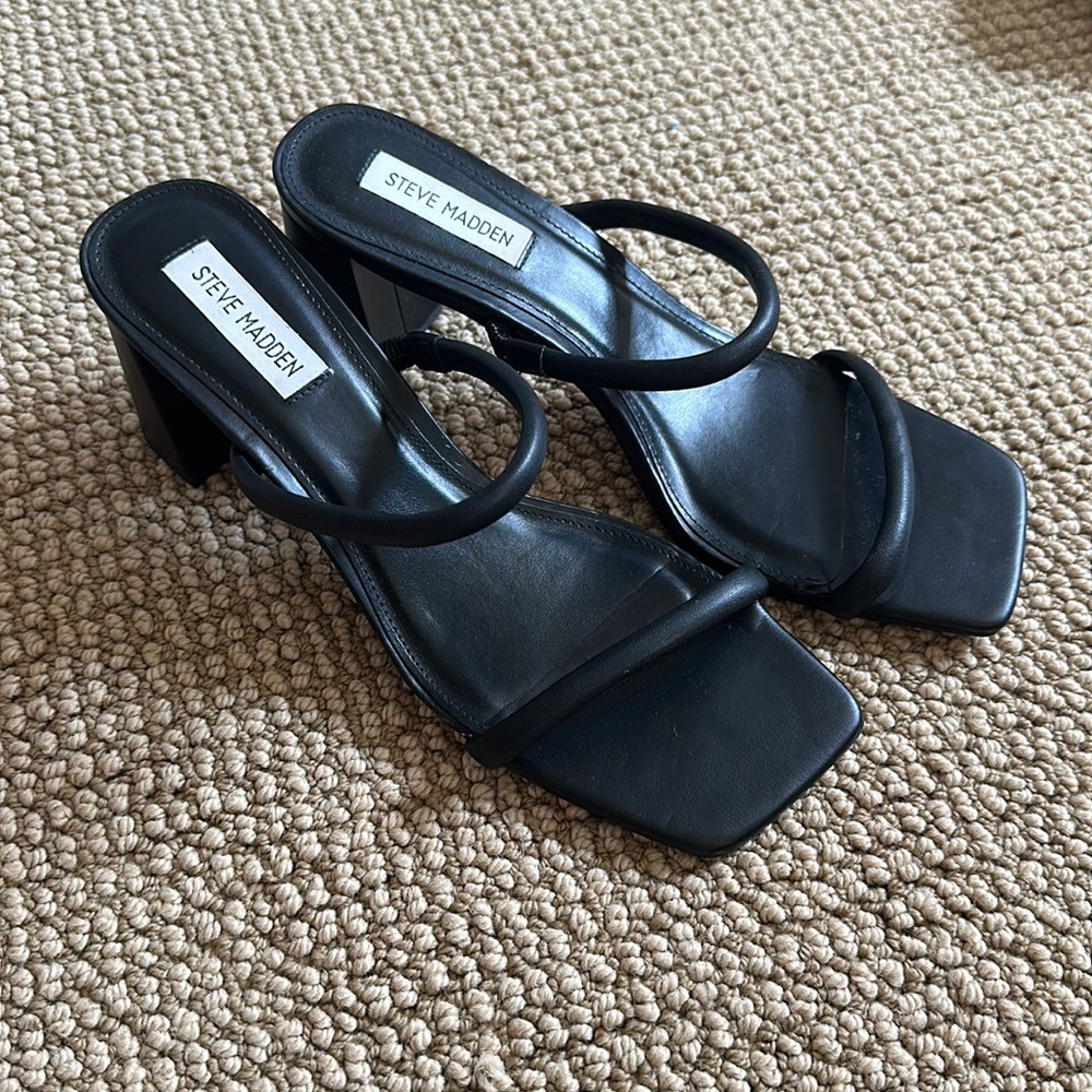 Steve Madden Lilah Black Block Heel